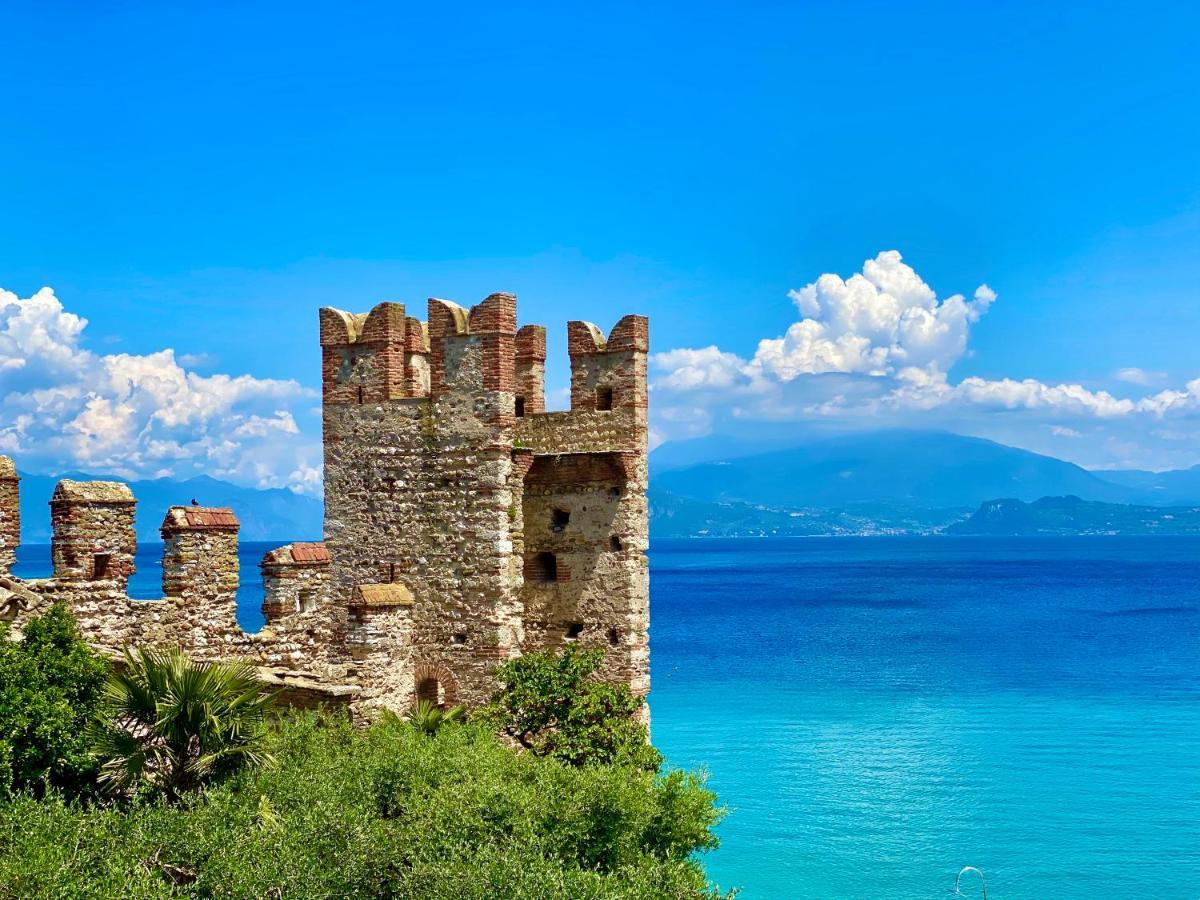 Hotel Degli Oleandri Sirmione Bagian luar foto