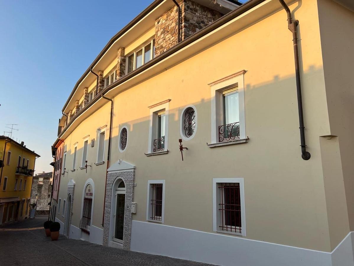 Hotel Degli Oleandri Sirmione Bagian luar foto