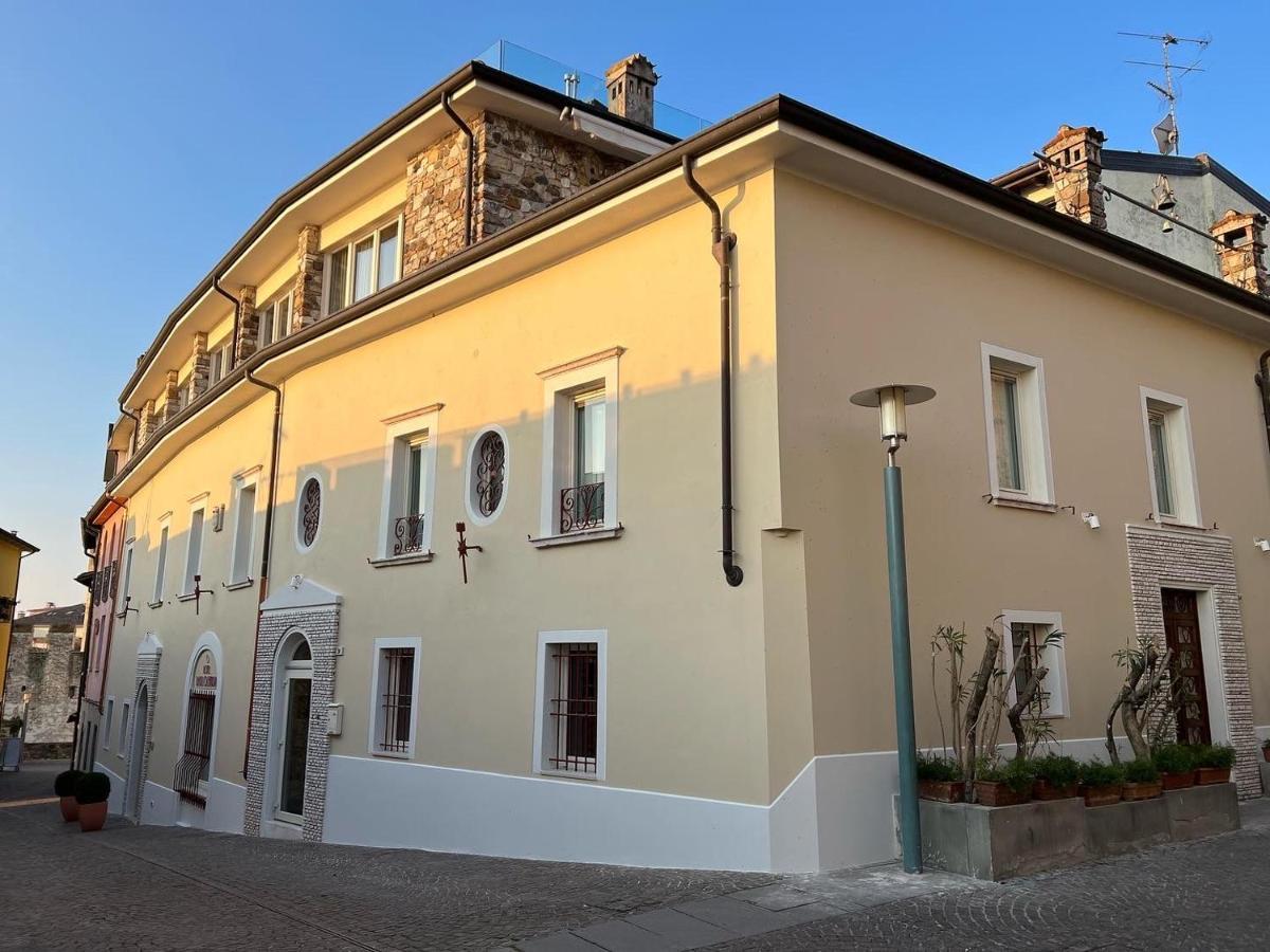 Hotel Degli Oleandri Sirmione Bagian luar foto